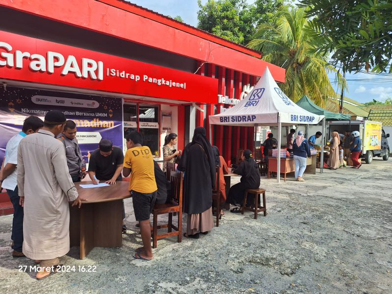 Rumah BUMN dan Indhibiz Telkom Sidrap Berbakti Ke Masyarakat Melalui Bazar Ramadhan 1445 H/2024 M