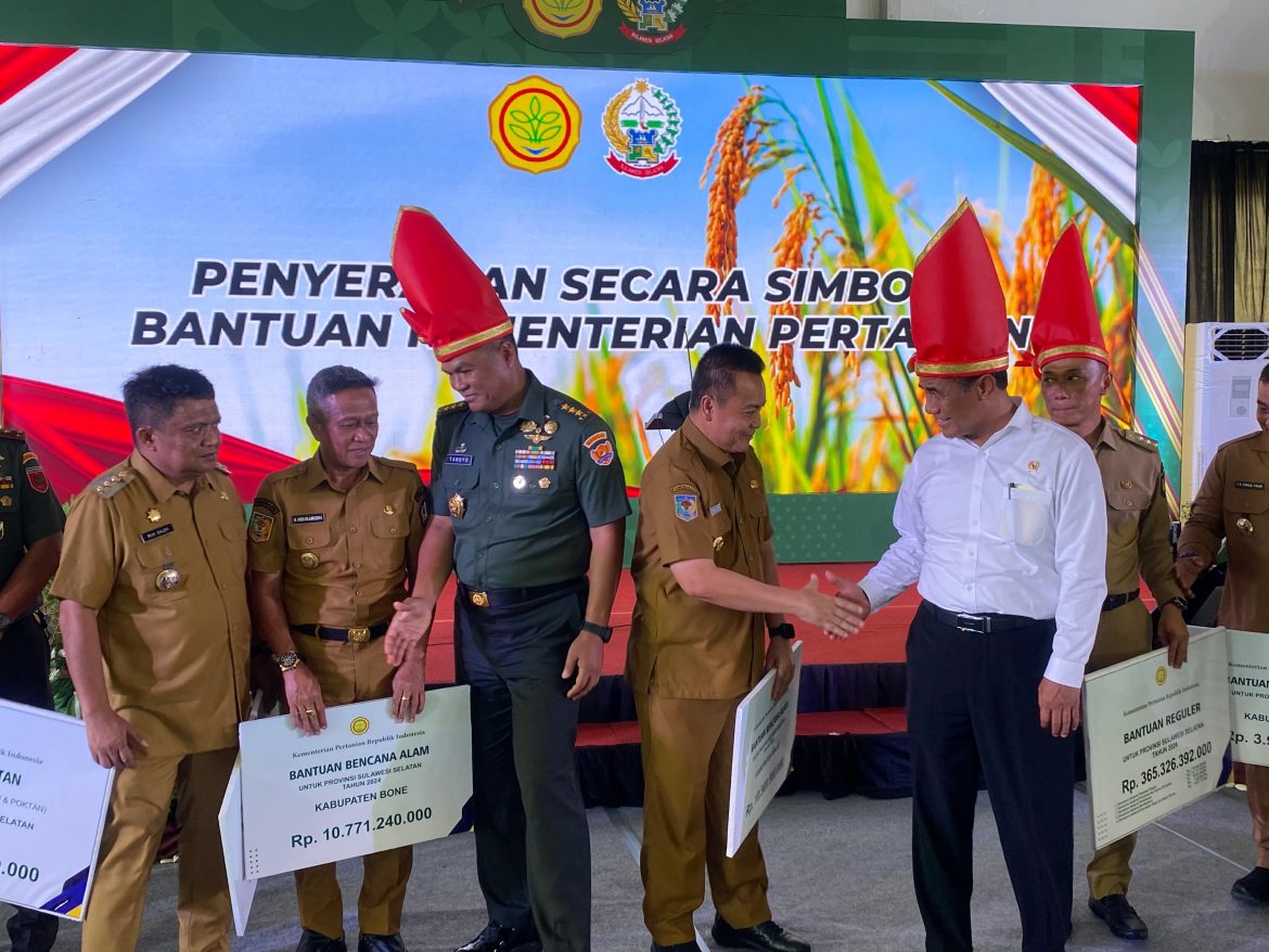 Pj.Bupati Wajo Andi Bataralifu Hadiri Kunker Mentan Andi Amran Sulaiman