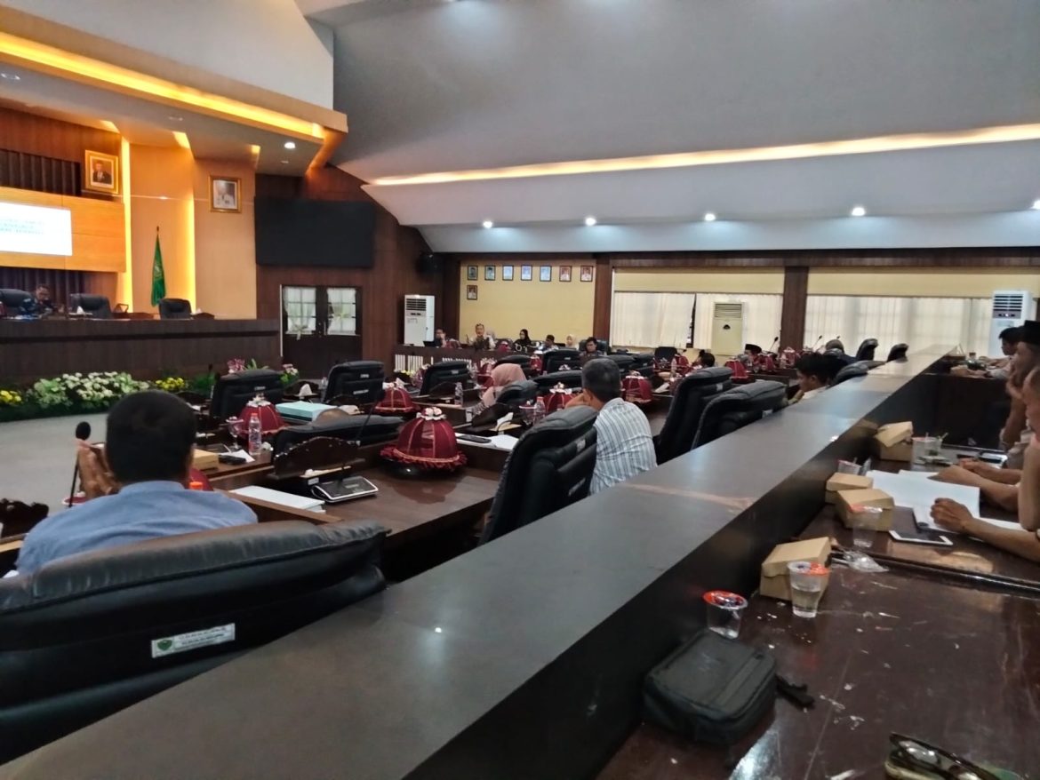 Tindak Lanjut Bamus Dewan, Ketua DPRD Barru Pimpin Rapat RPJPD Tahun 2025-2045