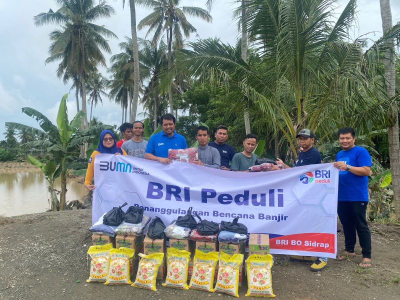 Program BRI Sidrap Peduli Bencana Sasar Bantuan ke Warga di Tiga Kecamatan Terdampak Banjir