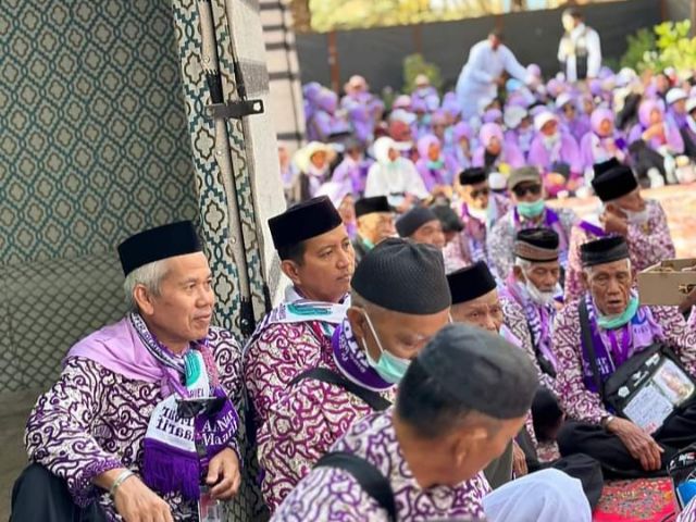 Bunyamin Yapid Beri Bimbingan Manasik CJH Reguler di Madinah Sebelum Bergeser ke Mekkah