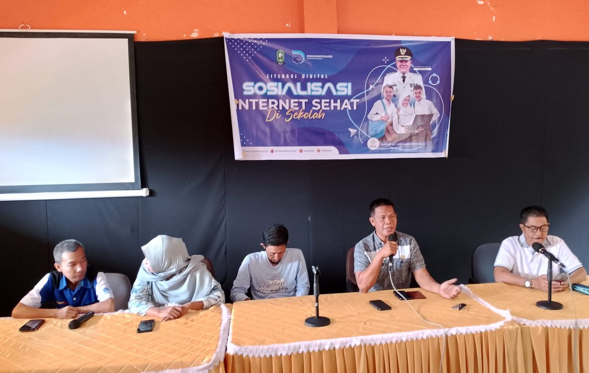 Kadis Kominfo Sinjai Ajak Pelajar Manfaatkan Teknologi dengan Cerdas dan Kreatif