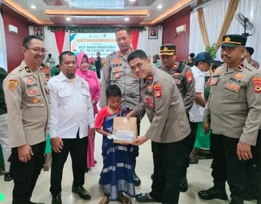 HUT Bhayangkara ke-78, 120 Anak Ikut Khitanan Massal Gratis Polres Enrekang