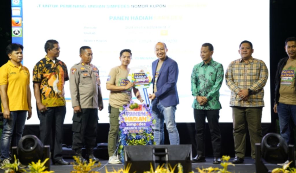 Nasabah Ini Beruntung, Bawa Pulang 1 Unit Mobil Mitsubishi Expander