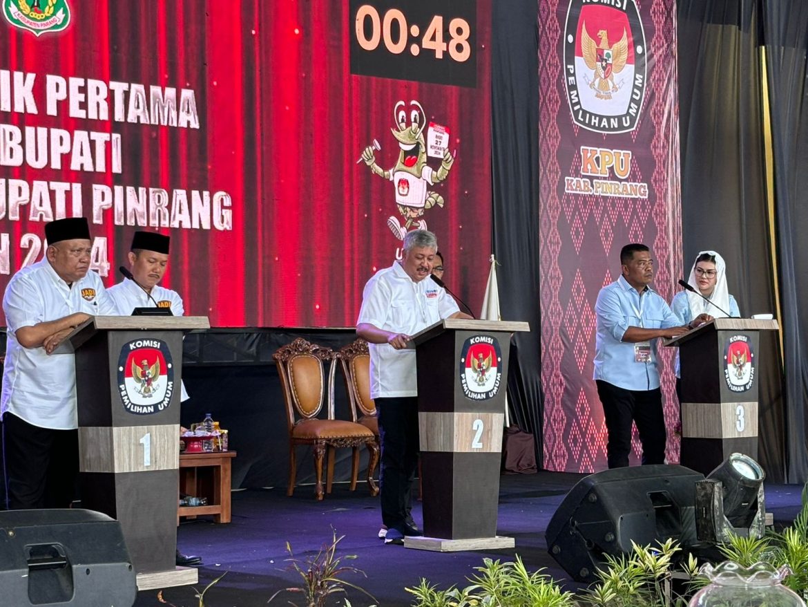 Debat Pertama, UM di Hati Janji Naikkan Penghasilan ASN di Pinrang dan BPJS Gratis