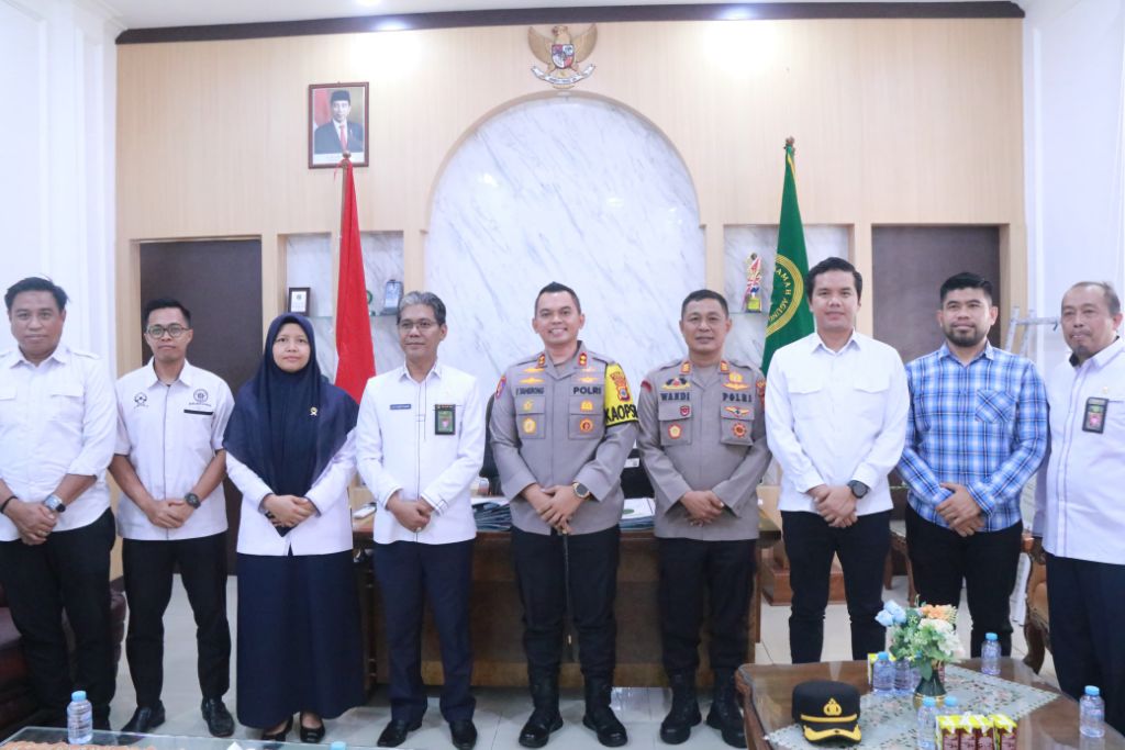 Kapolres Sidrap dan Ketua Pengadilan Agama Diskusikan Strategi Penegakan Hukum yang Lebih Efektif