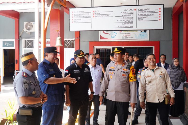 Pj.Walikota Parepare Bersama Forkompinda Tinjau Langsung di TPS 901 Lokasi Khusus Lapas IIA Pare-Pare