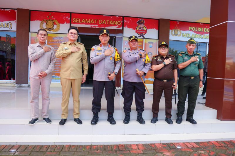 Ketua DPRD Barru Dampingi Bupati Barru Sambut Kunker Kapolda Sulsel