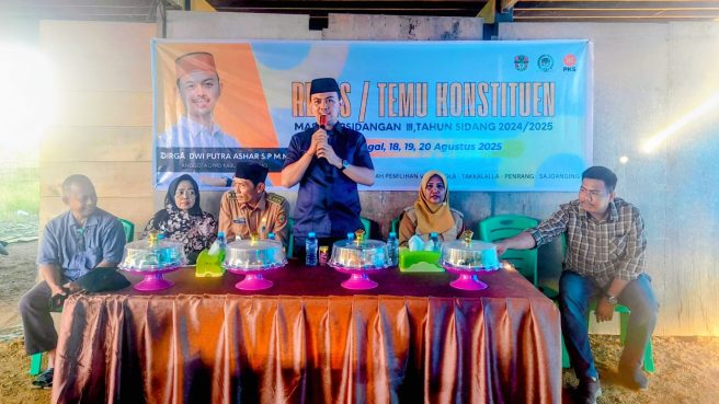 Dirga Dwi Putra Ashar saat reses DPRD Wajo di Kelurahan Assorajang, Kecamatan Sajoanging, 19 Agustus 2025