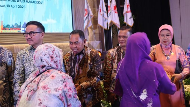 Bupati Wajo Andi Rosman melakukan silaturahmi dengan jajaran pengurus KEMAWA dalam acara Halal Bihalal di Makassar.
