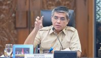 Menteri Ketenagakerjaan Yassierli memaparkan program penyelarasan pelatihan vokasi untuk Kawasan Ekonomi Khusus.