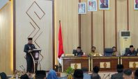 Bupati Wajo Andi Rosman menyampaikan pidato dalam Rapat Paripurna penyerahan rekomendasi LKPJ Tahun Anggaran 2025 di Gedung DPRD Wajo.