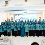 Ketua TP PKK Wajo Fatmawati Amin bersama jajaran pengurus PKK se-Sulawesi Selatan dalam Monev Imunisasi Zero Dose di Gowa.