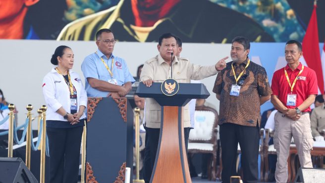 Presiden Prabowo Subianto memberikan pidato bersejarah May Day 2026, mengesahkan UU PPRT dan menetapkan Marsinah Pahlawan Nasional.
